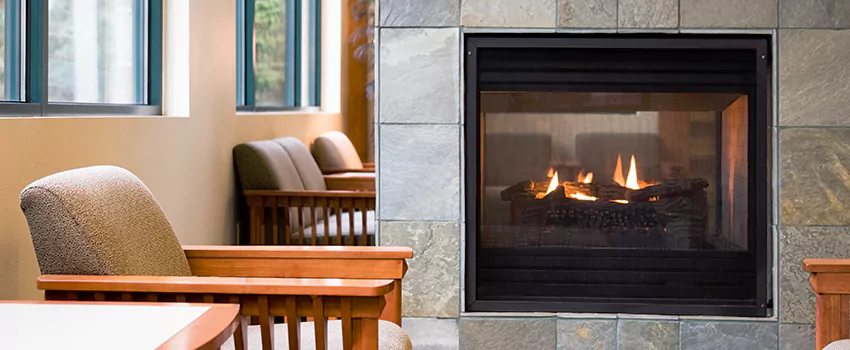 Smoky Effect Electric Fireplace Logs in Saint-Charles, Quebec