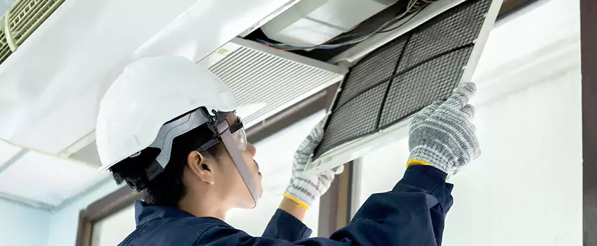 Signs of Clogged Air Ducts in Saint-Charles, QC